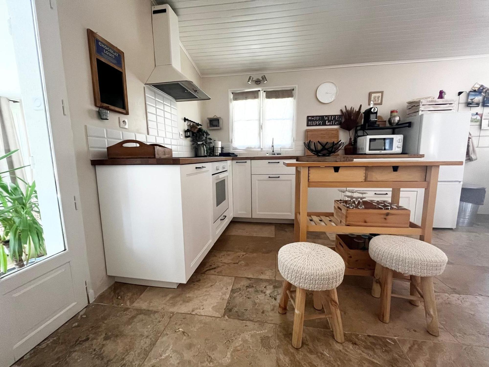 Maison Provencale Au Calme De La Campagne Avec Jacuzzi 엑상프로방스 외부 사진