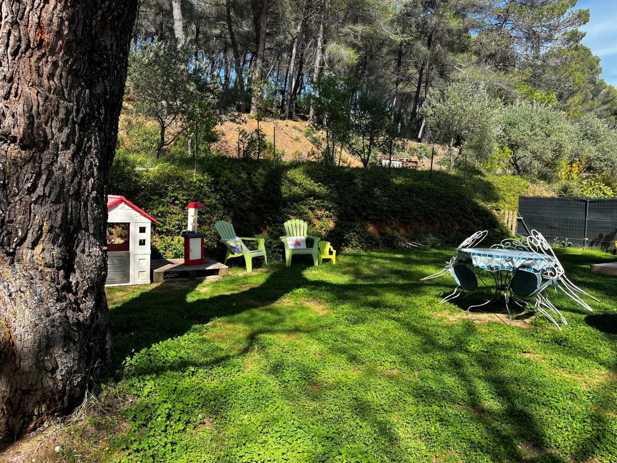 Maison Provencale Au Calme De La Campagne Avec Jacuzzi 엑상프로방스 외부 사진