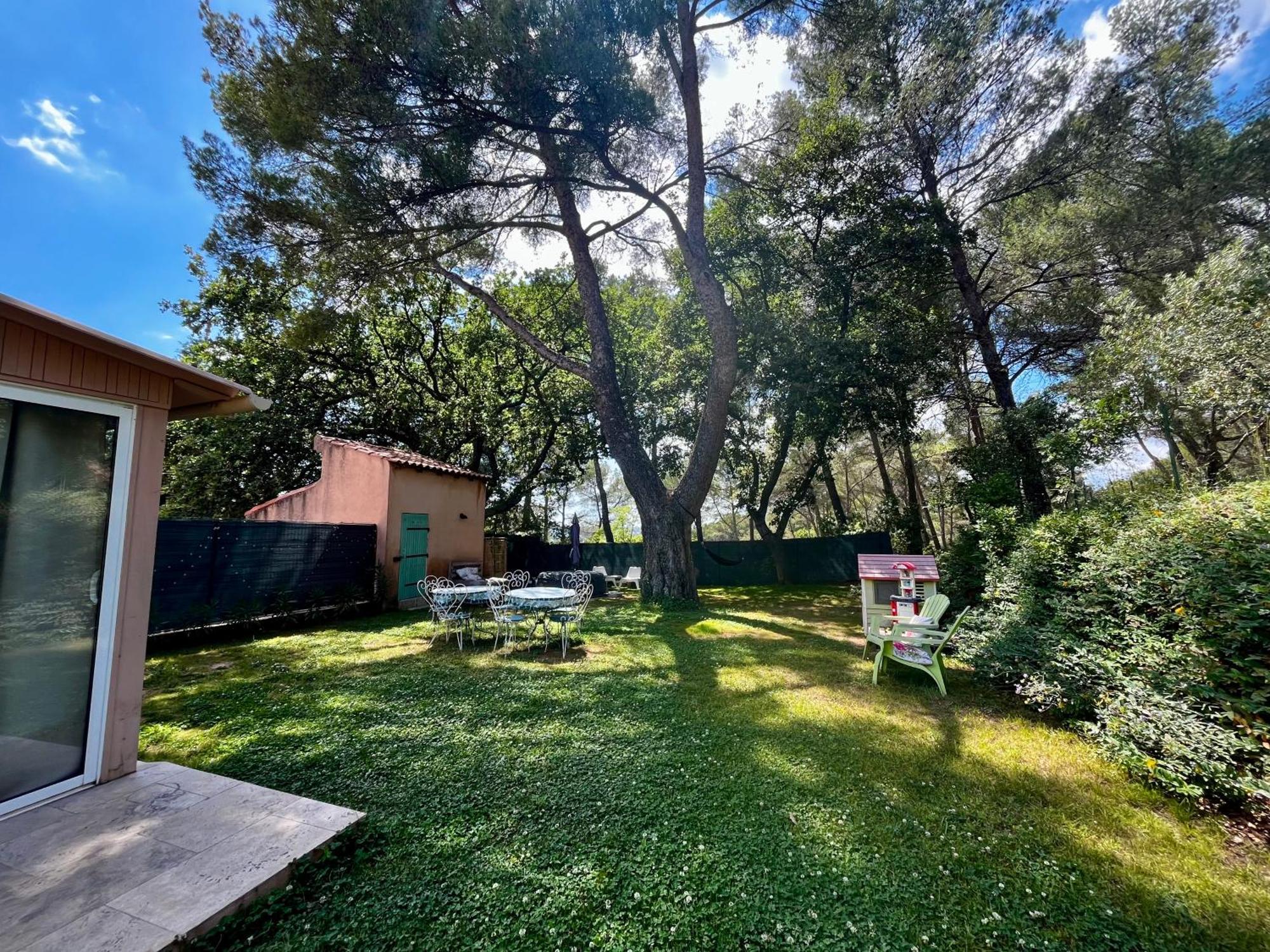 Maison Provencale Au Calme De La Campagne Avec Jacuzzi 엑상프로방스 외부 사진