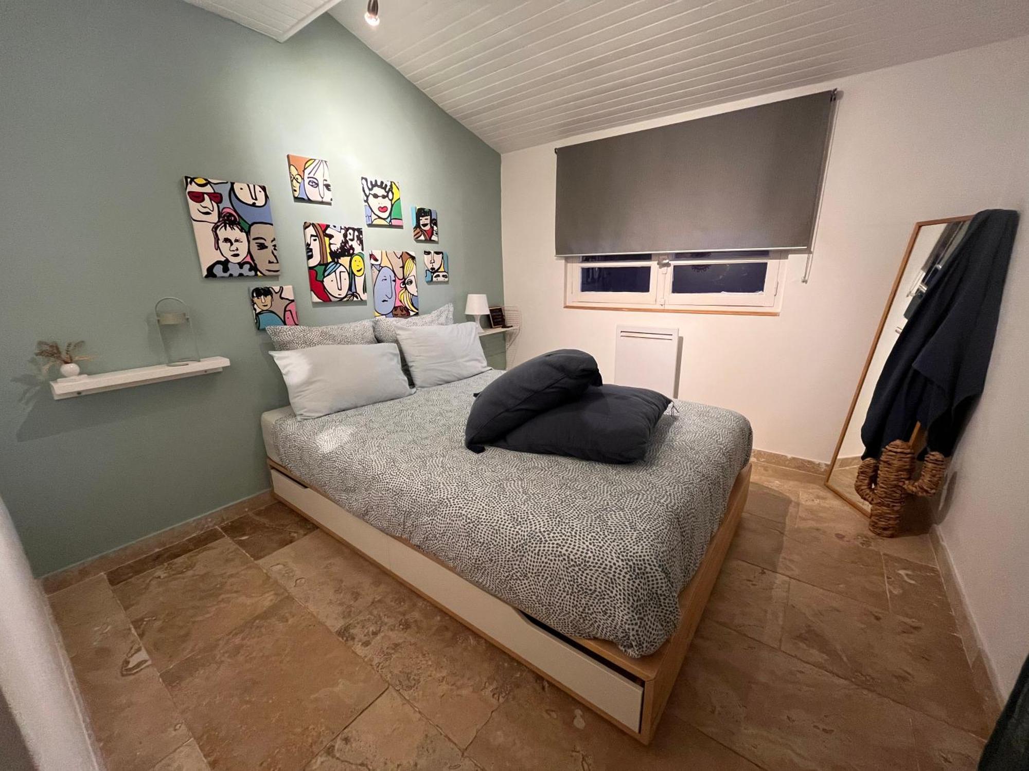 Maison Provencale Au Calme De La Campagne Avec Jacuzzi 엑상프로방스 외부 사진
